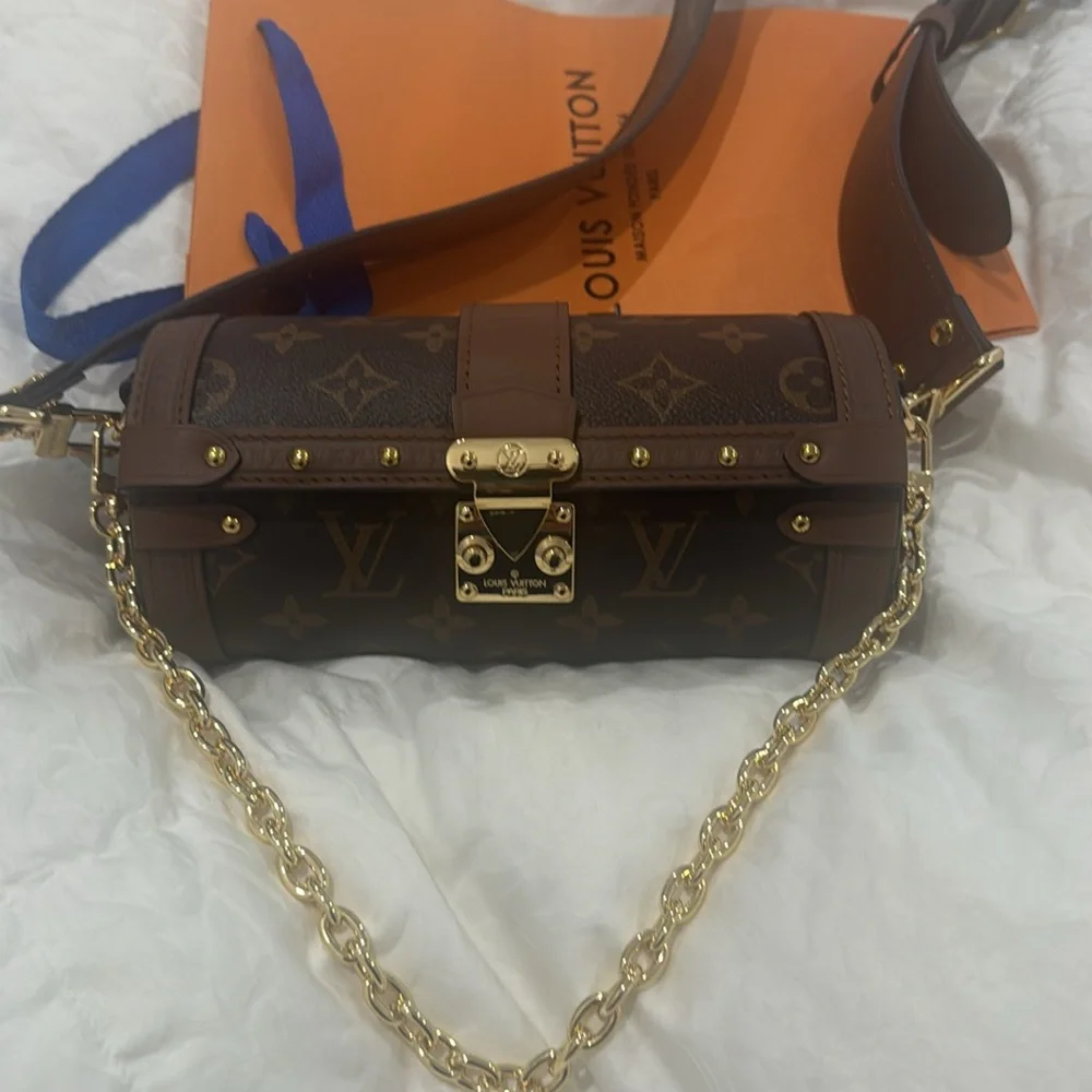 Brown and Gold Monogram Cylinder Clutch - Picture 3 of 10